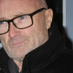 phil collins povesteste cum a fost la un pas de moarte in 2024 din cauza abuzului de alcool oamenii veneau sa si ia ramas bun 6a710115581e6