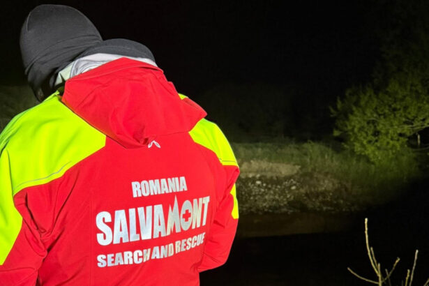 video alerta la brasov dupa ce un turist a observat un posibil semnal sos pe munte echipele salvamont verifica zona 6a8dfb0d07dee