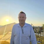 video ambasadorul slovaciei in romania peter hatiar a venit la constanta special pentru concertul madrigal pe plaja 6a803d91b8692