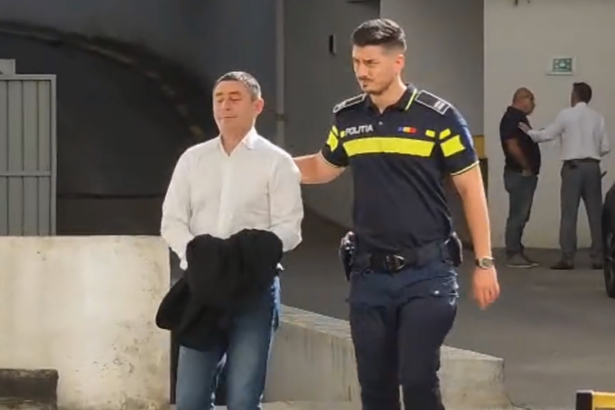 video daniel learciu dus in fata instantei cu propunere de prelungire a arestului 6a82d93b18dd9