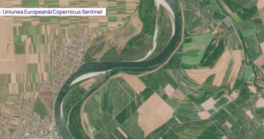 video dezastrul de pe dunare vazut din satelit imagini cu fluviul inainte si dupa ce a fost afectat de seceta 6a7333a068380