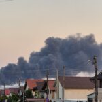 video foto incendiu violent la un centru de colectare de la iesirea din lumina spre navodari 6a7cab2fed9c5