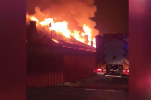 video incendiu la un complex de locuinte sociale din sacalaz timis un mort un ranit transportat la spital cu arsuri 6a893e291eb0a