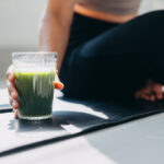 video matcha si pilates noul stil de viata al tinerelor romance ce ascunde trendul devenit rutina in randul pasionatelor de lifestyle 6a8e678482e32