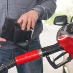 video paradoxul carburantilor tarile vecine cu importuri masive au preturi mai mici decat romania cum explica specialistii 6a93ca2abf00f