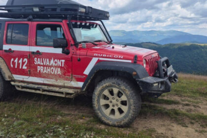 video salvare cu elicopterul in bucegi patru turisti epuizati au fost scosi din zona crestei morarului 6a8197f48caf2