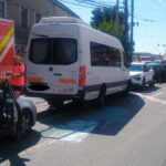 video soferul autobuzului care a lovit 12 masini in medias beat la volan 22 de persoane au fost implicate patru au ajuns la spital 6a8712b2908c0