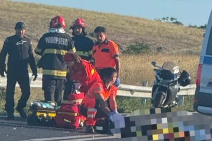 video tragedie intre lumina si oituz motociclist decedat dupa impactul cu un cap tractor cu semiremorca 6a7f6dfda5c32