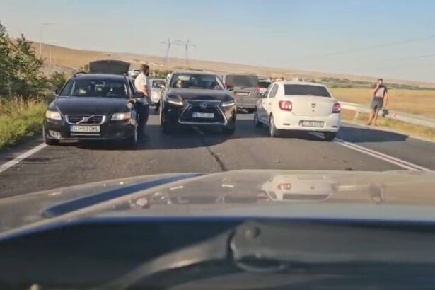 video tragedie intre lumina si oituz motociclist decedat dupa impactul cu un tir 6a7f401f6e18d