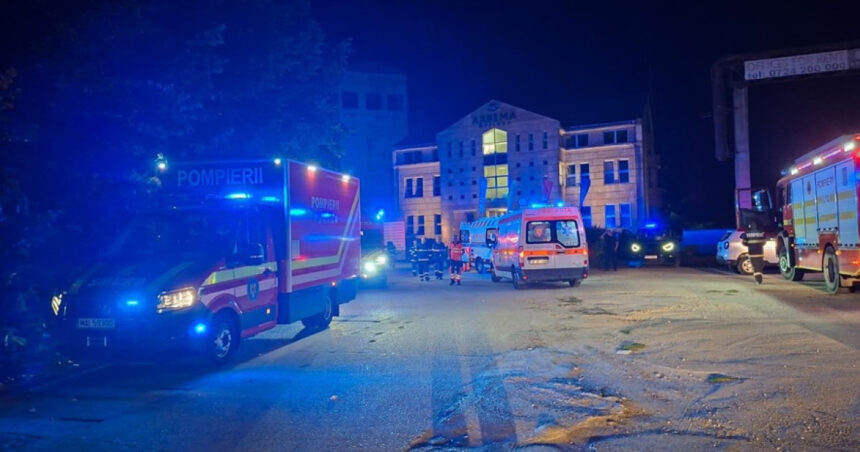 video trei pacienti intoxicati cu fum la arad dupa un incendiu pornit de la ziare aprinse intr un centru medical 6a8a96b34a633