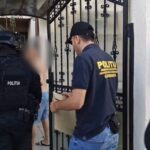 video trei persoane suspectate de proxenetism saltate la constanta printre ele un fost rector la universitatea ovidius 6a7c9292dd1b3