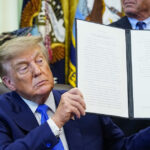video trump noi recomandari in privinta vaccinarii copiilor si falsa legatura cu autismul vorbeste de doze de marimea unei sticle de suc 6a7ac1334a605