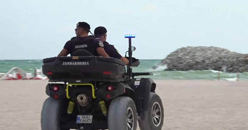 video turisti nemultumiti ca au fost evacuati de pe plaja din costinesti din cauza unei drone e frumos sa nu ne lasati sa trecem la mare 6a7dd4afafd72