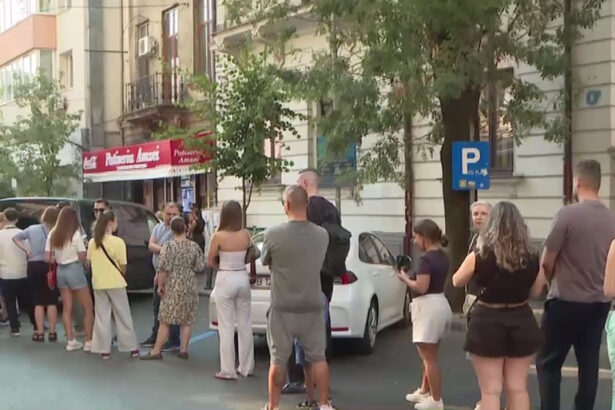 video unt vs margarina cel mai nou razboi de pe retelele sociale are un efect neasteptat coada de sute de metri la merdenele 6a89b22ccbdf4