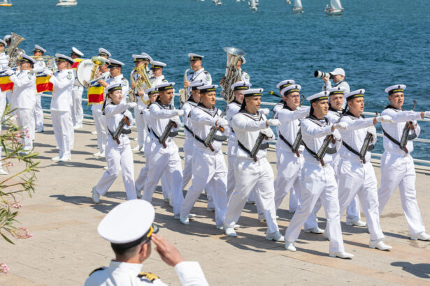 ziua marinei peste 3 500 de militari romani si straini participa la manifestarile de la constanta ilie bolojan prezent la spectacol 6a7ffca21b547