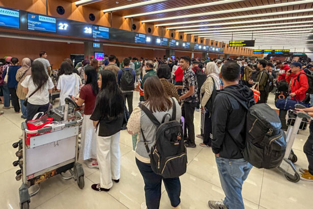 alerta de calatorie in indonezia mae eruptia vulcanului anak krakatau a afectat mai multe aeroporturi 6a9d8dc80c988