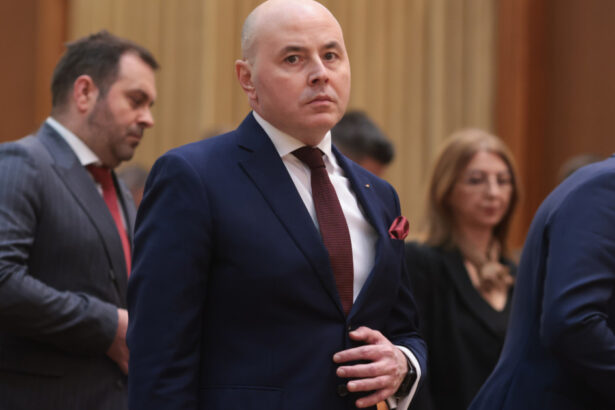 alexandru muraru pnl psd si aur si au transmis astazi bezele grindeanu si simion sa se ia de mana si sa mearga la guvernare 6aabd98aec050