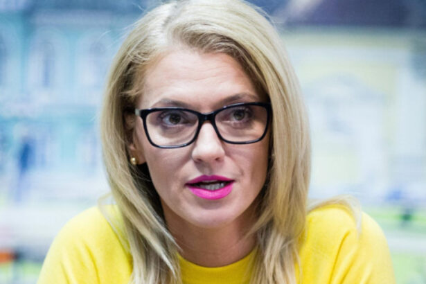 alina gorghiu va marturisesc ca nu vad cele 233 de voturi necesare investirii ce trebuie sa faca siegfried muresan 6aac11d69124b
