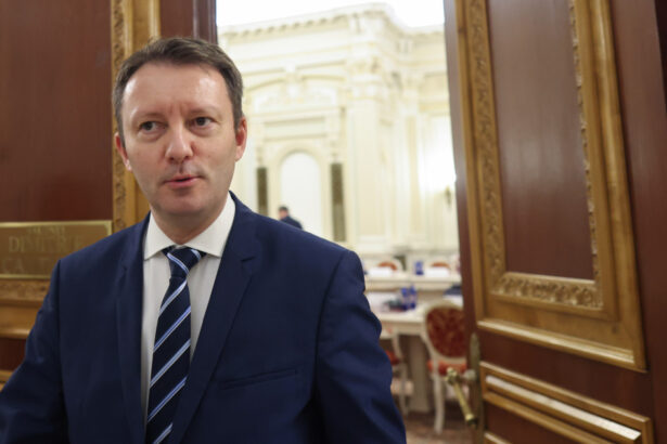 audierile ministrilor lui siegfried muresan continua dupa o zi cu avize negative pe banda rulanta programul zilei 6abb3e90f036d