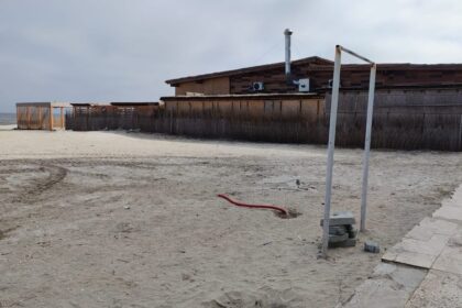 beach bar ilegal in mamaia havana beach trust srl obligata de instanta la demolarea constructiei si plata unor daune uriase catre abadl 6a9b5210cd6f3