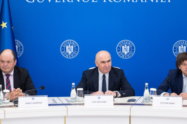 bolojan discutii cu investitori straini si au exprimat preocuparea ca schimbarile guvernamentale vor afecta reformele si cheltuielile 6aa0138628b04