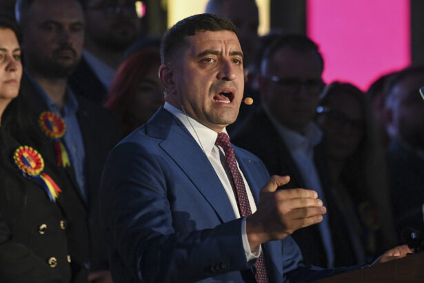 ce obligatii au autoritatile conform proiectului aur privind sarutarea drapelului national amenzi pentru institutii media si primarii 6aa2a612a1407