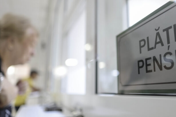 cum creste treptat varsta de pensionare pentru femei pana la 65 de ani calendarul complet an cu an pentru perioada 2026 2035 6aa8d79ccff2b