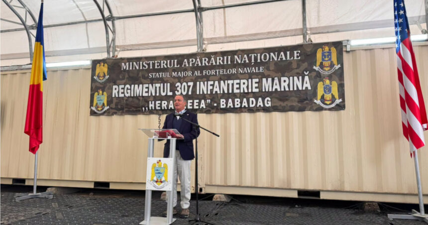 darryl nirenberg vizita la poligonul de instructie babadag romania nu este singura statele unite sunt aici si nato este aici 6aba8ec88e04f