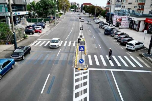 doua treceri de pietoni de pe strada dezrobirii din constanta au fost reamenajate 6ab4337751b6c