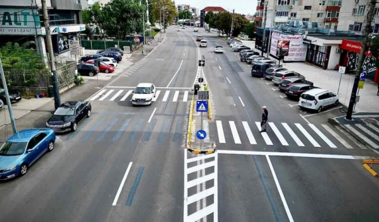 doua treceri de pietoni de pe strada dezrobirii din constanta au fost reamenajate 6ab4337751b6c
