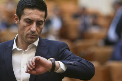 exclusiv claudiu manda al doilea in topul absentilor din pe muresan a declarat ca sotul olgutei vasilescu nu ne face cinste la bruxelles 6ab3e8147141f