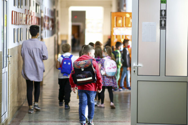 exclusiv ministrul educatiei la interviurile digi24 ro cu ce provocari incepe noul an scolar si ce mesaj are pentru elevi 6a9c434c790d3