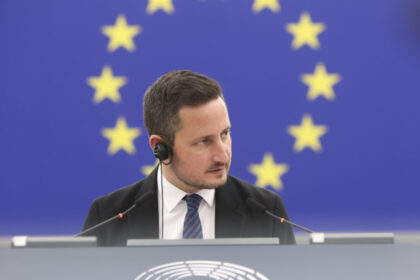 exclusiv nicu stefanuta compara situatia din germania cu cea din romania dupa scorul afd aur sta bine si pe strada nu doar in sondaje 6a9e83df9ea31