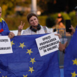 foto mesaje anti extremism la manifestatia din capitala dragostea de tara nu e legionara 6ab02cf4c4333