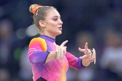 gimnasta de la csm constanta sabrina voinea a dominat concursul de selectie de la deva 6aa05cf63db36