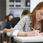 guvernul a aprobat premii pentru absolventii cu media 10 la evaluarea nationala si bacalaureat cati bani vor primi 6a994f7231ad4
