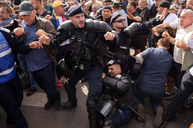 inca 5 persoane au fost retinute dupa protestul de marti din piata victoriei anunta jandarmeria capitalei 6aabeea126209
