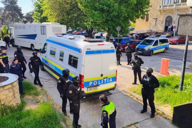 interceptari intr un mega dosar cu 26 de inculpati care spargeau case prin metoda chei mincinoase 6ab9886f8e048