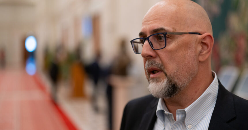 kelemen hunor s a razgandit si nu mai cere depunerea mandatului lui siegfried muresan mergem pana la votul final 6ab2eaf560785