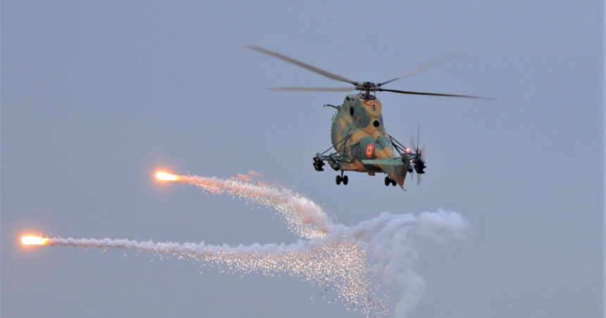 mapn o drona a intrat in spatiul aerian national avioane de vanatoare si un elicopter militar au fost ridicate in aer 6ab8b7adeeb2a