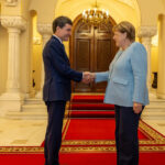 mesajul lui nicusor dan despre o europa mai unita ce au discutat presedintele si angela merkel la cotroceni 6a96cc21725bd