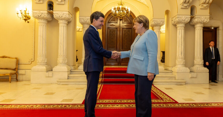 mesajul lui nicusor dan despre o europa mai unita ce au discutat presedintele si angela merkel la cotroceni 6a96cc21725bd