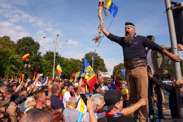 news alert ilie bolojan cere incetarea violentelor de la protestul ciobanilor din capitala guvernul face apel la calm 6aa94ba12f9c2