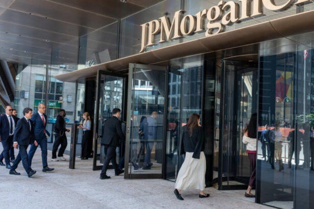 nicusor dan la sediul jpmorgan ce mesaje au primit marii investitori despre deficitul si viitorul economic al romaniei 6ab209f8ed289