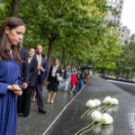 nicusor dan si mirabela gradinaru au depus flori la memorialul 9 11 din new york 6ab04916933dc