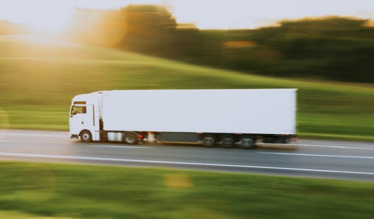 noul sistem de taxare rutiera intra in vigoare la 1 octombrie ce trebuie sa stie soferii si transportatorii 6abd199006883