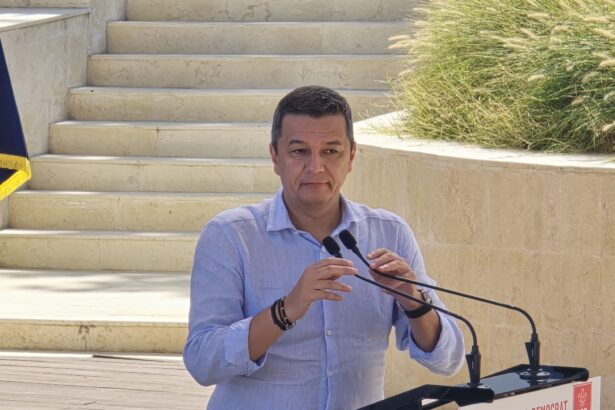nu avem ce sa cautam intr un guvern cu usr sorin grindeanu aplaudat in sala psd de la mangalia 6aa3d5de35641