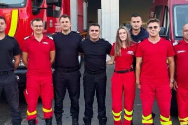 o fetita de nici doi ani s a inecat cu mancare in apropierea unui punct isu pompierii au auzit strigatele martorilor si au intervenit 6aac2deb7358f