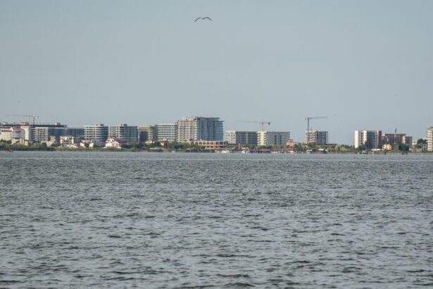o noua investitie in mamaia imobil cu functiuni mixte pe un teren cu iesire la lacul siutghiol 6aab127ac2966