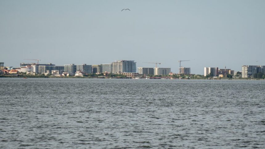 o noua investitie in mamaia imobil cu functiuni mixte pe un teren cu iesire la lacul siutghiol 6aab127ac2966